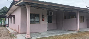 HomeStay TokBah NekWan Splash Mania Bandar Gamuda Cove